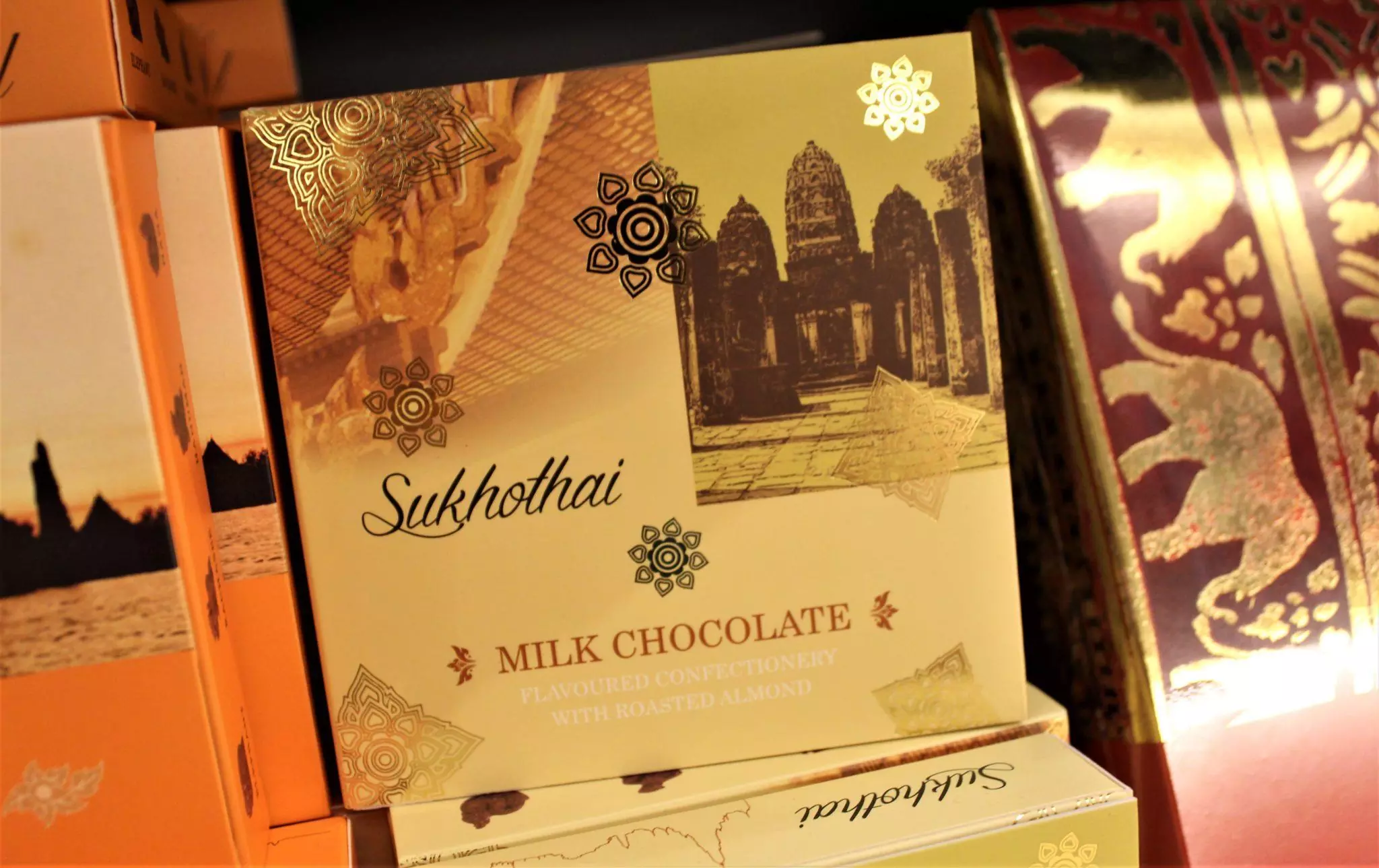 Box of Sukhothai milk chocolate with almonds