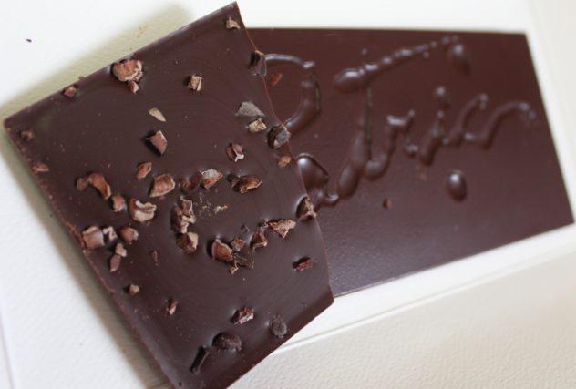 craft chocolate review partic chocolate innibitable bar 74% madagascar front of bar closeup
