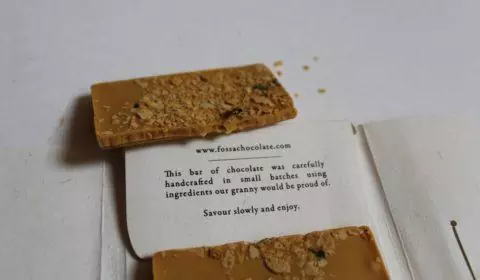 Craft Chocolate Review Fossa Salted Egg Cereal Bar Back of Bar Inclusions Closeup