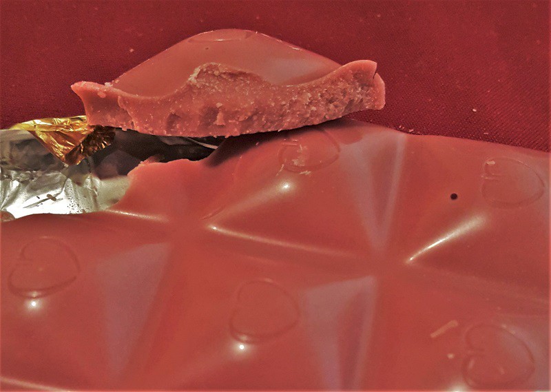 fleksibel Orphan forstørrelse What Is Ruby Chocolate? Where to Buy It & Ingredients List
