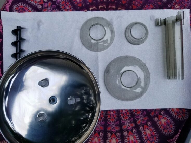 How to Set Up Chocolate Fountain (Recipe With Cream or Oil)