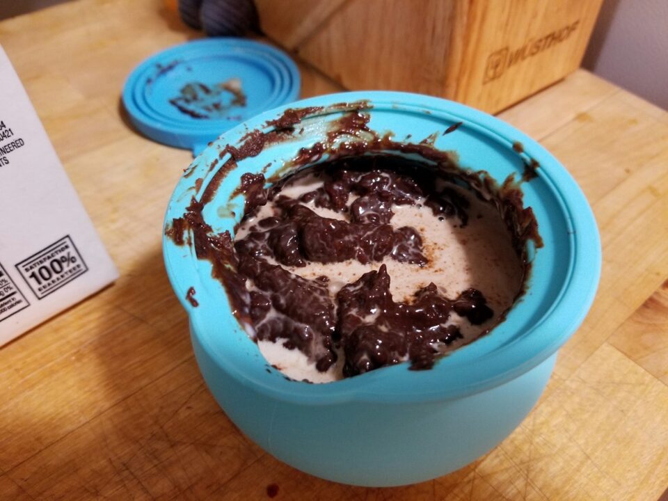 How to Set Up Chocolate Fountain (Recipe With Cream or Oil)