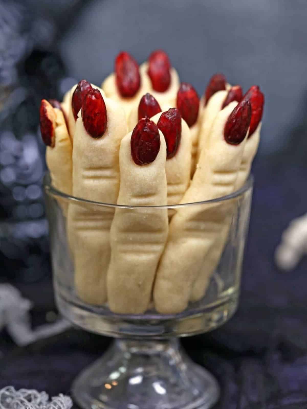 Creepy Witch Finger Cookies as part of the 43+ Best Halloween Desserts featuring spooky Halloween treats.