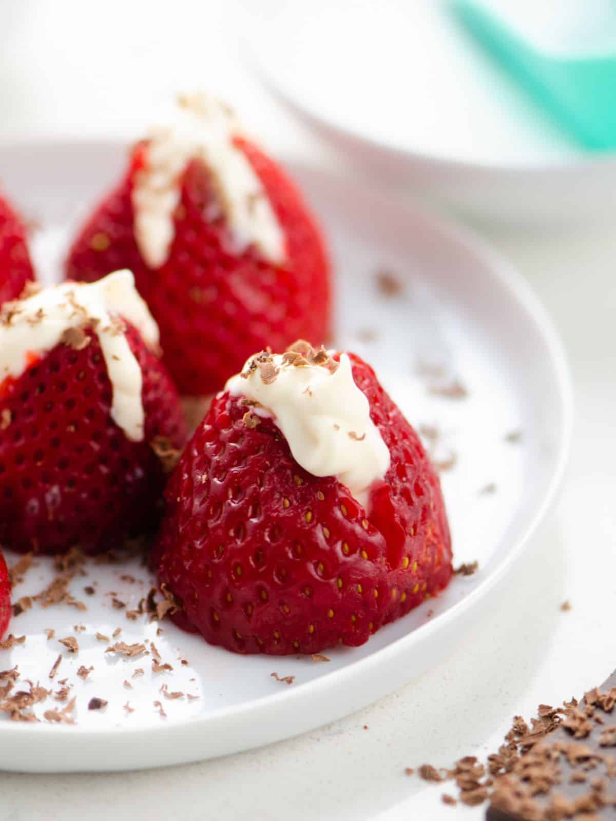 Red-Dessert-Boozy-Stuffed-Strawberries