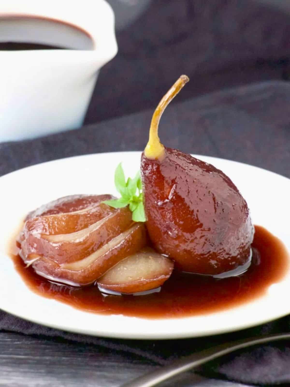Red-Dessert-Mulled-Wine-Poached-Pears