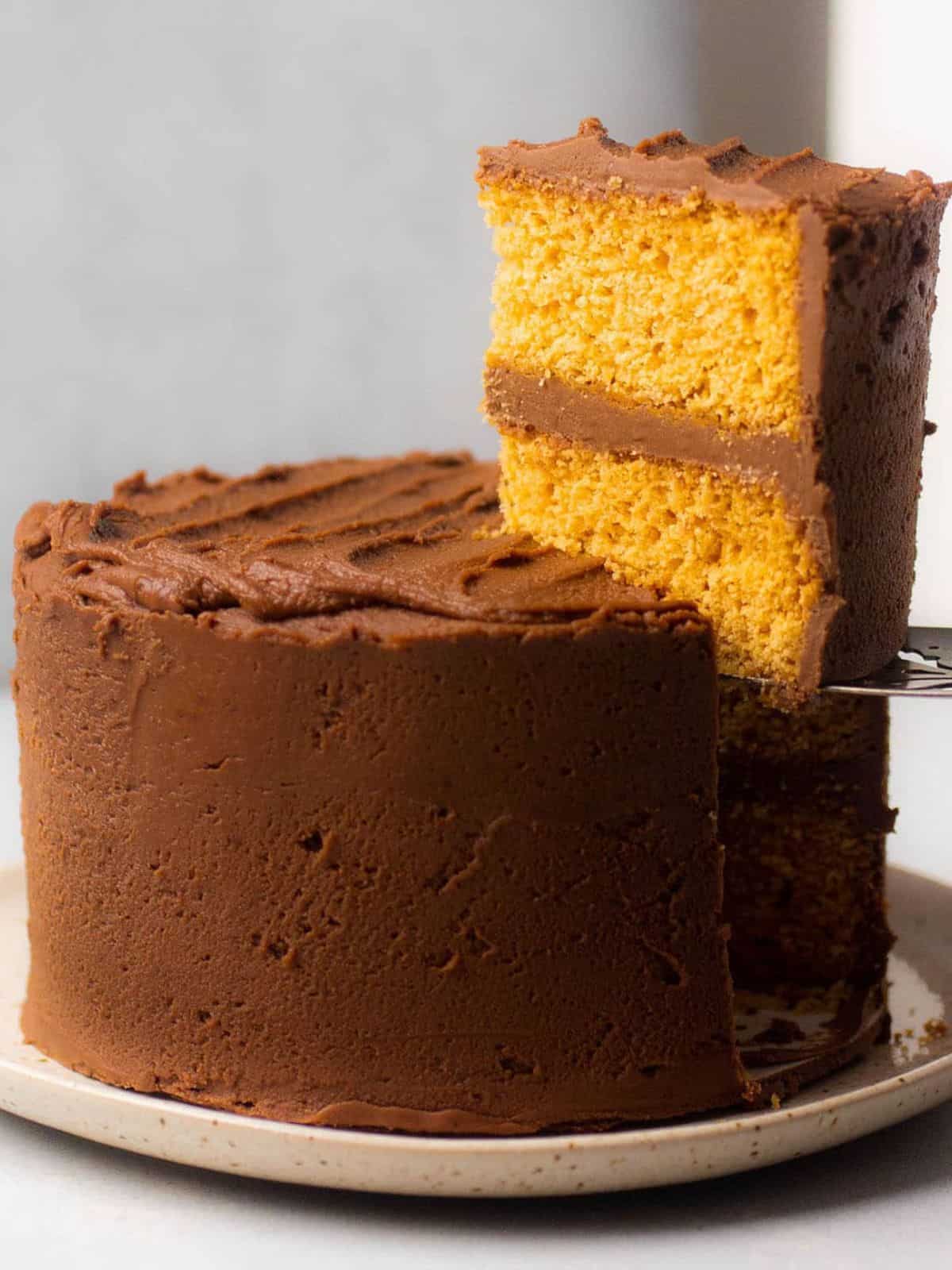 Yellow-Dessert-Butterscotch-Cake-with-Chocolate-Buttercream-Frosting