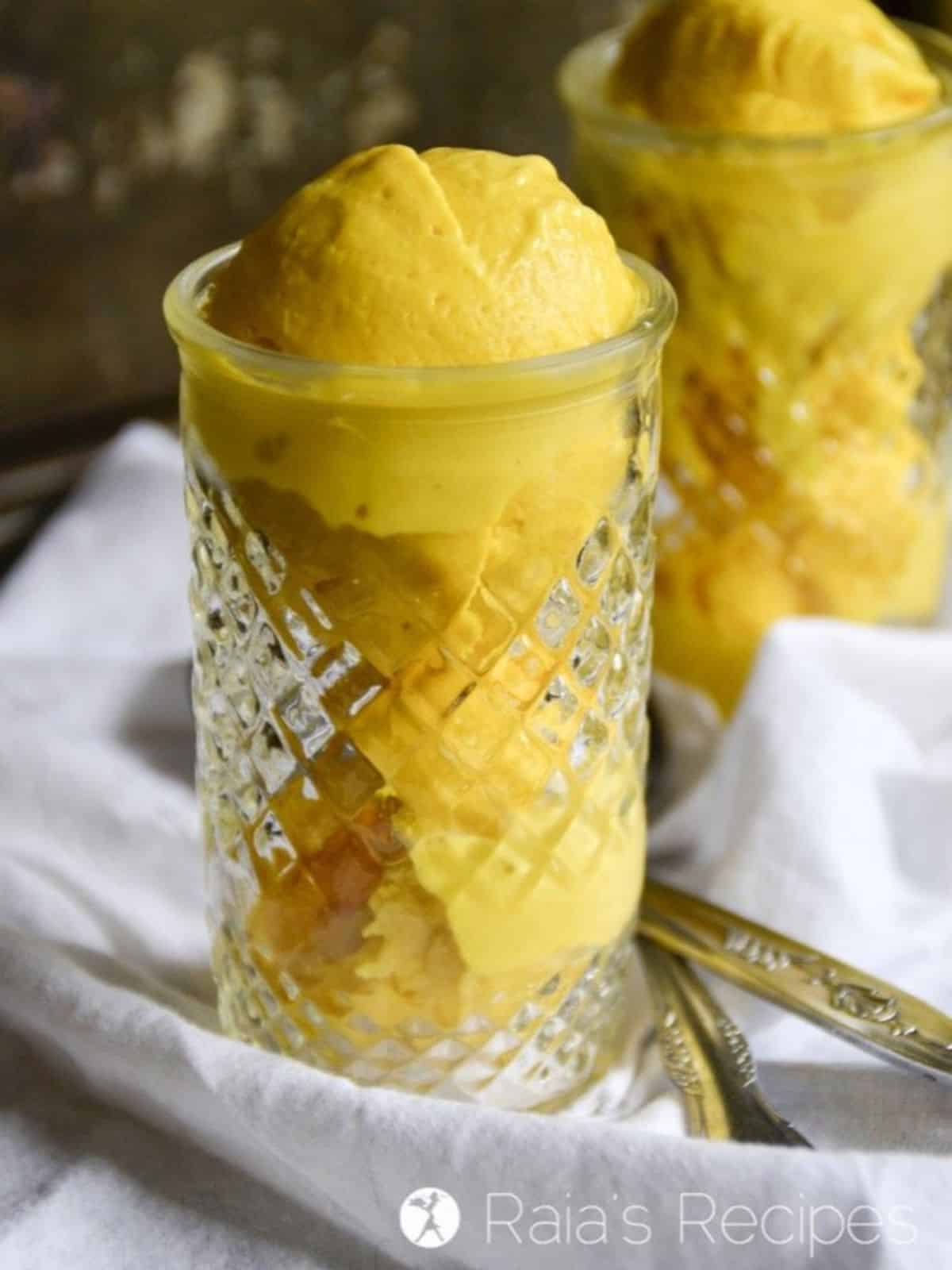 Yellow-Dessert-Mango-Nice-Cream