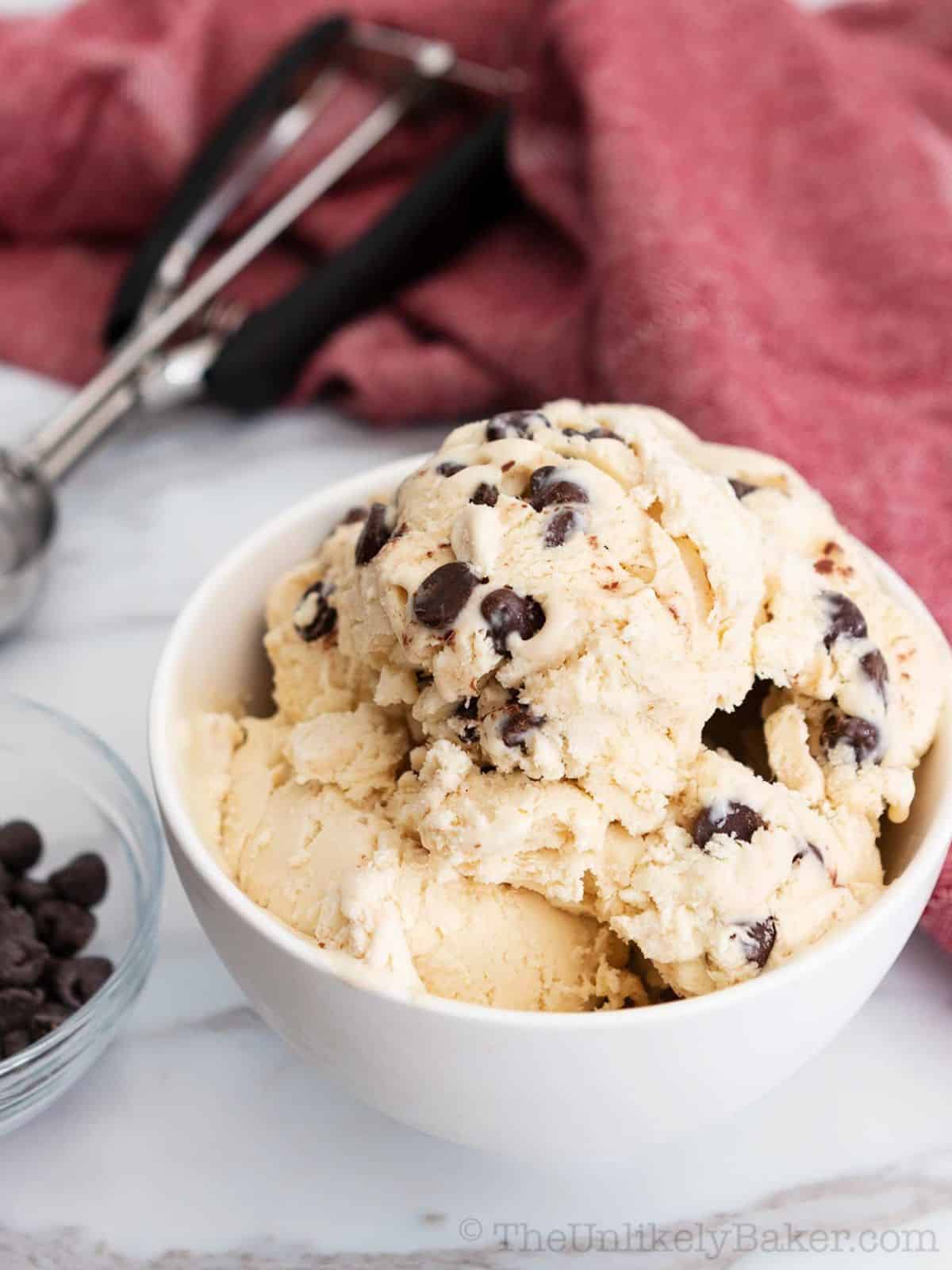 coffee chocolate chip ice cream featuring the balance of espresso, chocolate chips, and a creamy vanilla base.