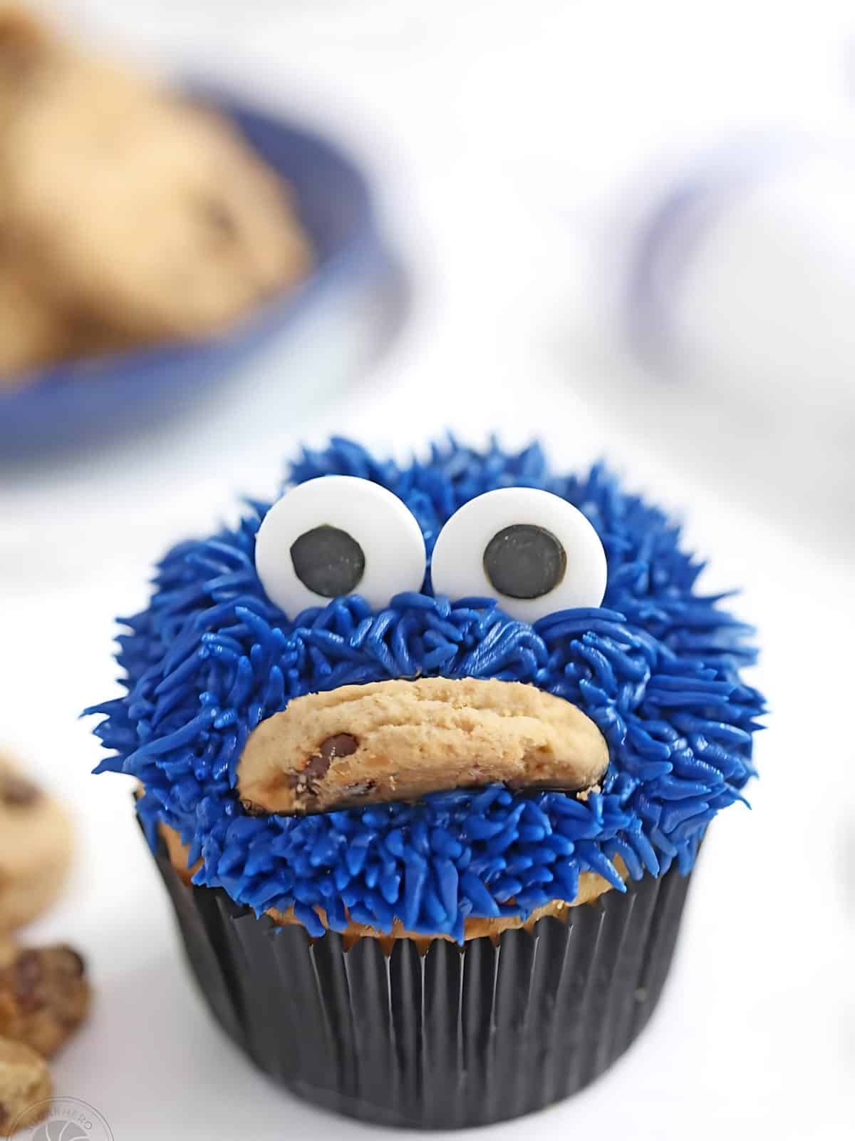 Cookie monster themed cupcake.